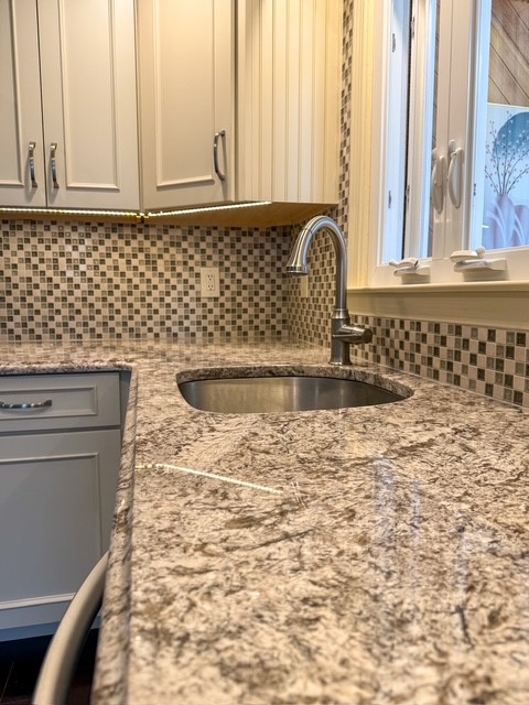 580 Lapham Farm Road Burrillville, RI 02839 - Photo 9 of 19