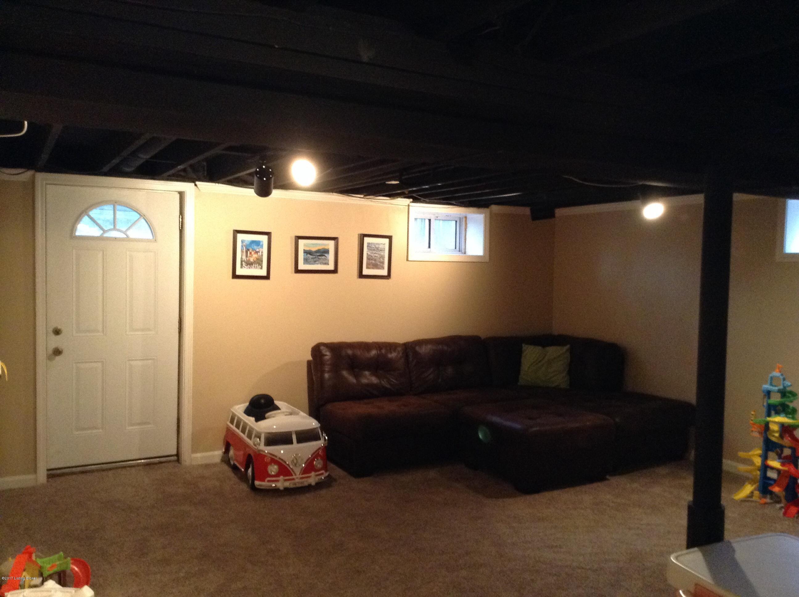 3225 Radiance Road Louisville, KY 40220 - Photo 45 of 55 image