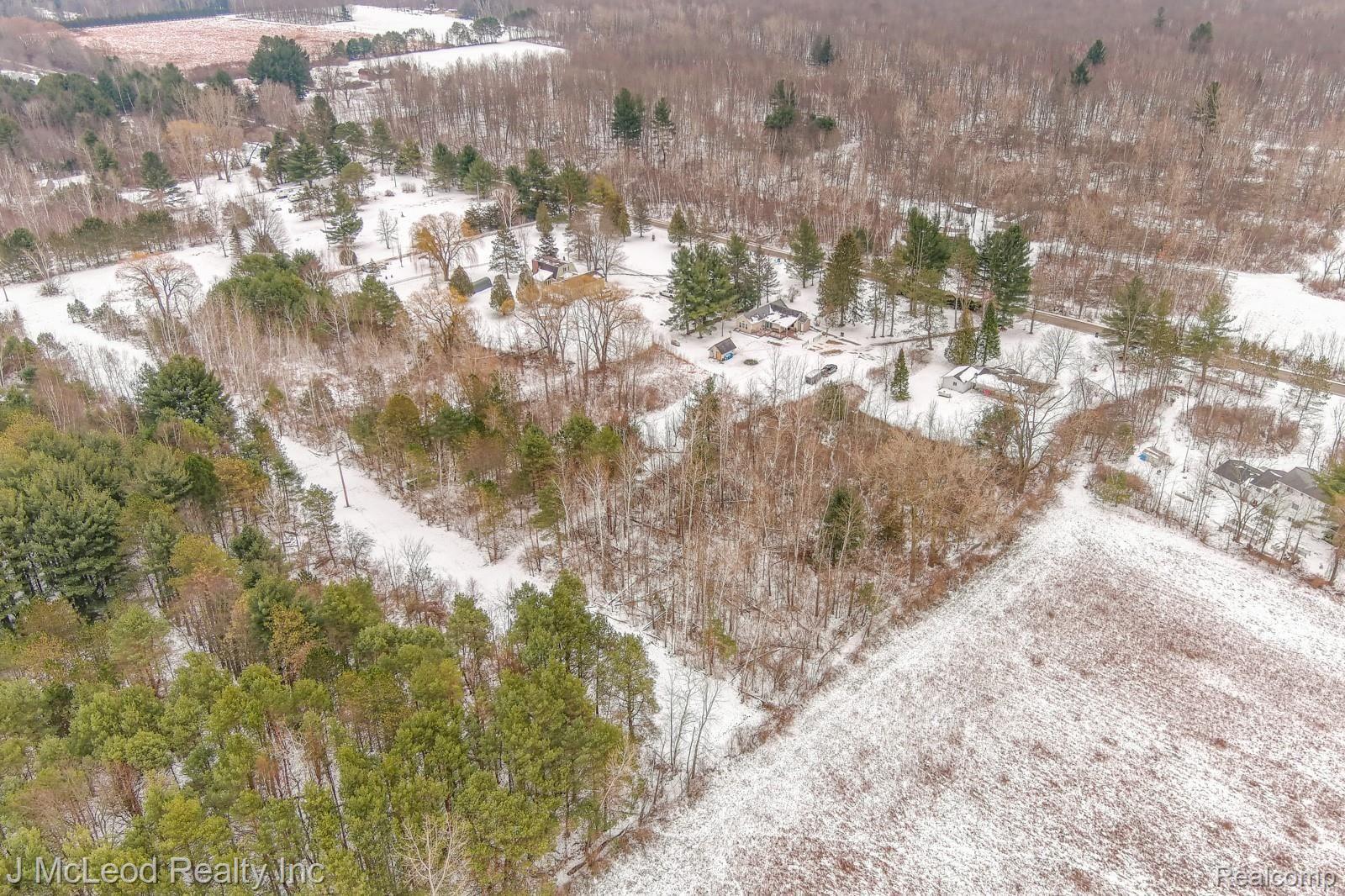 3850 Waltan Road Vassar, MI 48768 - Photo 50 of 54 3850 Waltan Rd Vassar-51.jpg