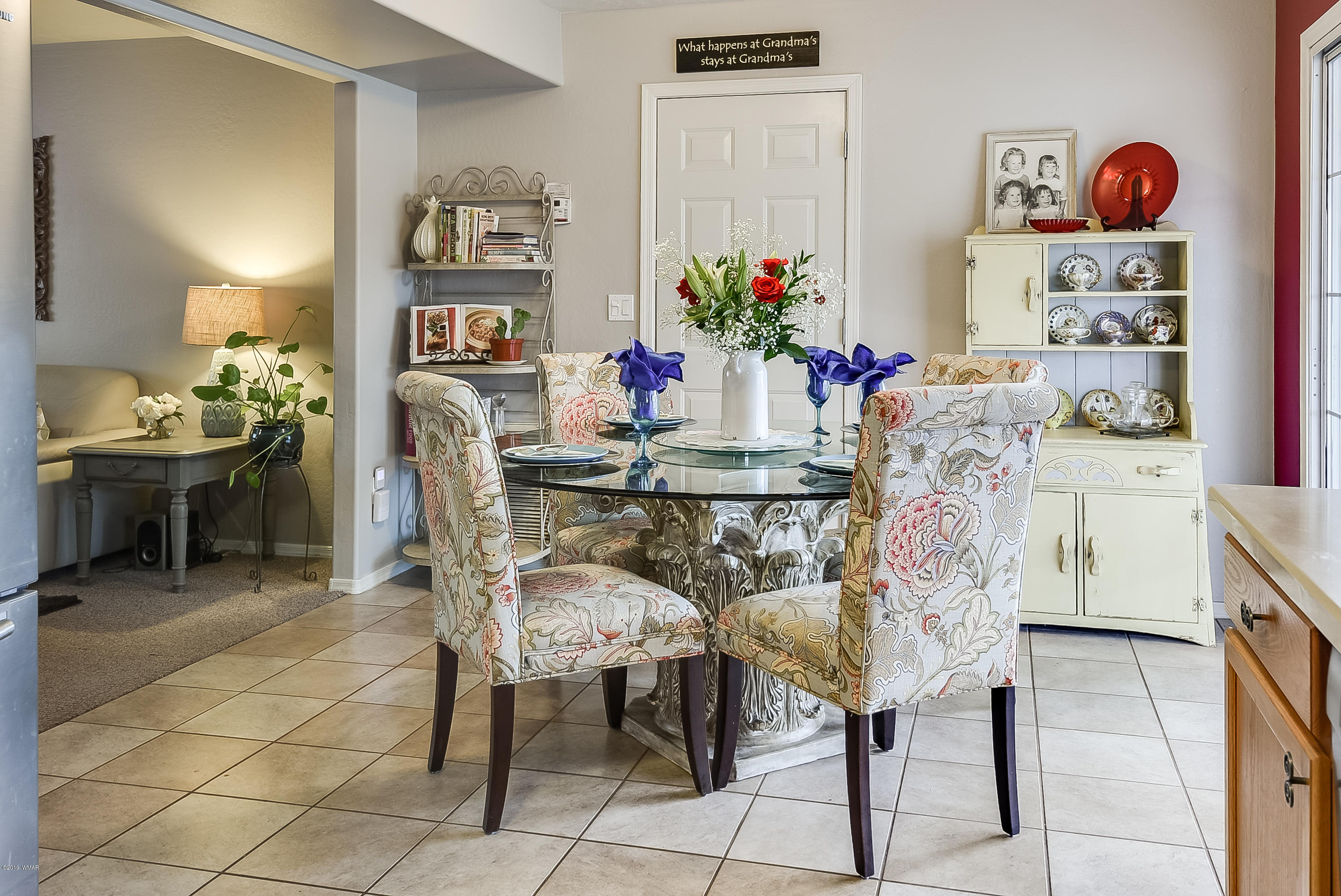 1093 Burton Road Show Low, AZ 85901 - Photo 5 of 17