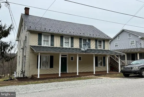 $1,175 | 411 Chestnut Street, Unit 2, Delta, PA 17314