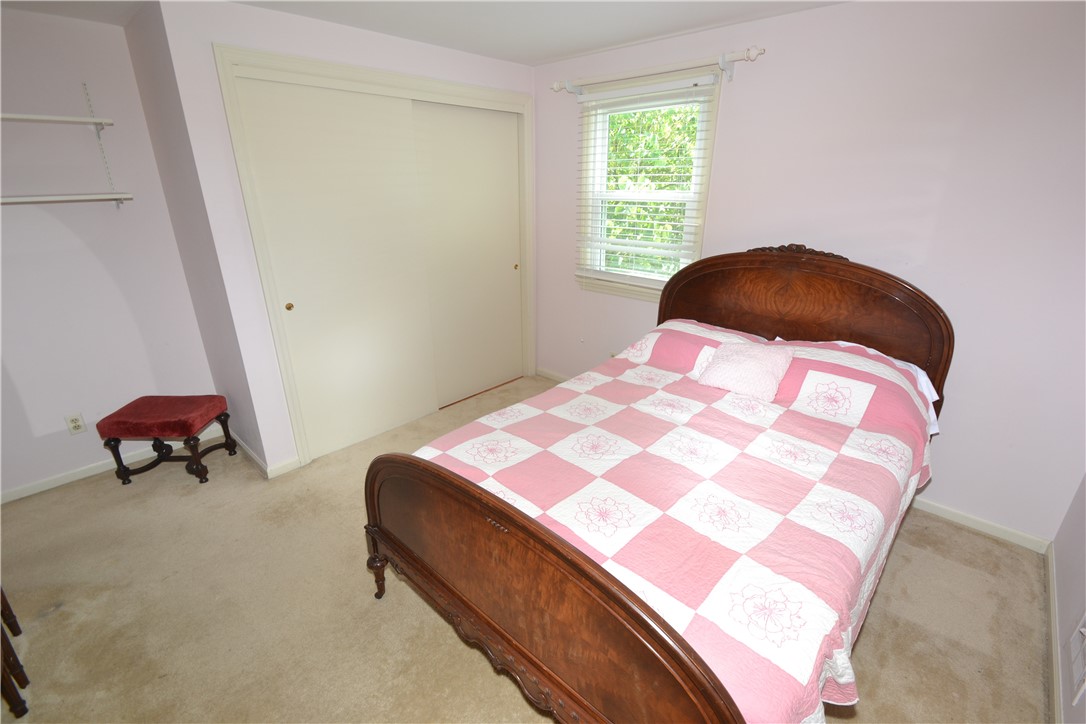 118 Nettlecreek Road Perinton, NY 14450 - Photo 37 of 41 Bedroom