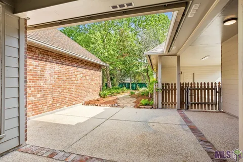$524,000 | 3838 Twelve Oaks Avenue, Baton Rouge, LA 70820