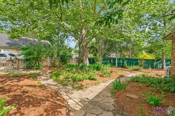 $524,000 | 3838 Twelve Oaks Avenue, Baton Rouge, LA 70820