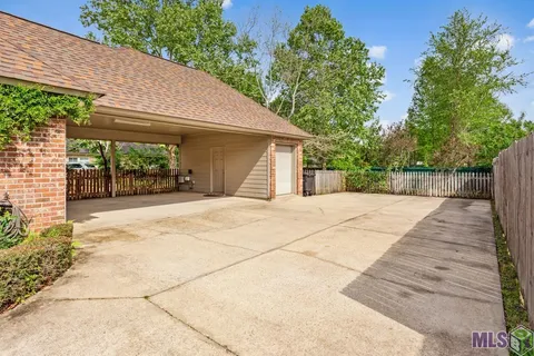 $524,000 | 3838 Twelve Oaks Avenue, Baton Rouge, LA 70820