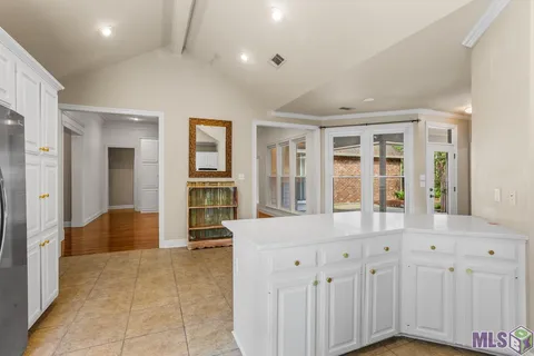$524,000 | 3838 Twelve Oaks Avenue, Baton Rouge, LA 70820
