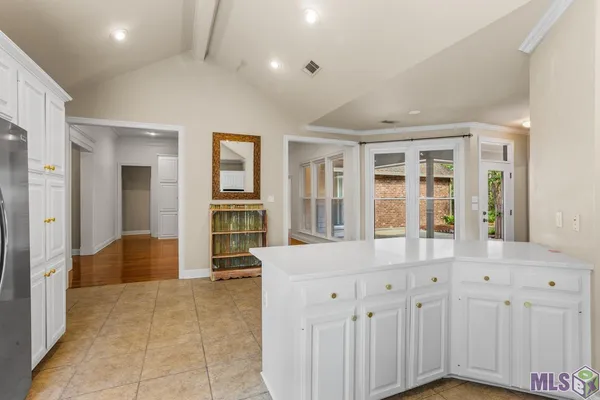 $524,000 | 3838 Twelve Oaks Avenue, Baton Rouge, LA 70820