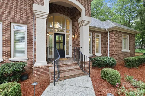 $975,000 | 5424 Amanda Lane, Belmont, NC 28012