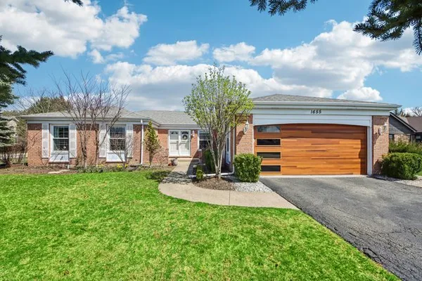 $800,000 | 1655 Marie Lane, Glenview, IL 60025