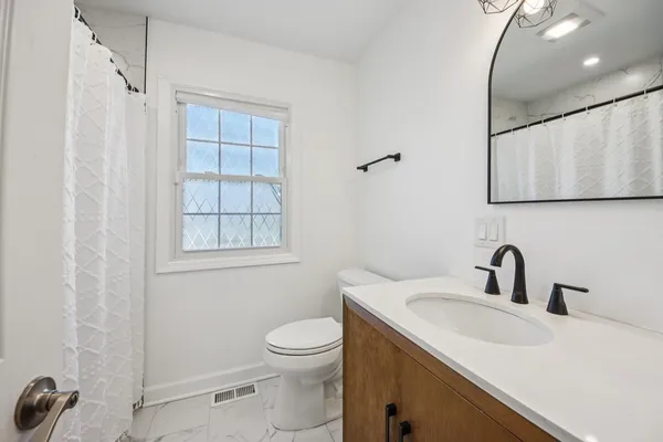 $800,000 | 1655 Marie Lane, Glenview, IL 60025