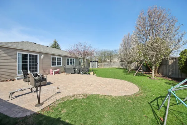 $800,000 | 1655 Marie Lane, Glenview, IL 60025
