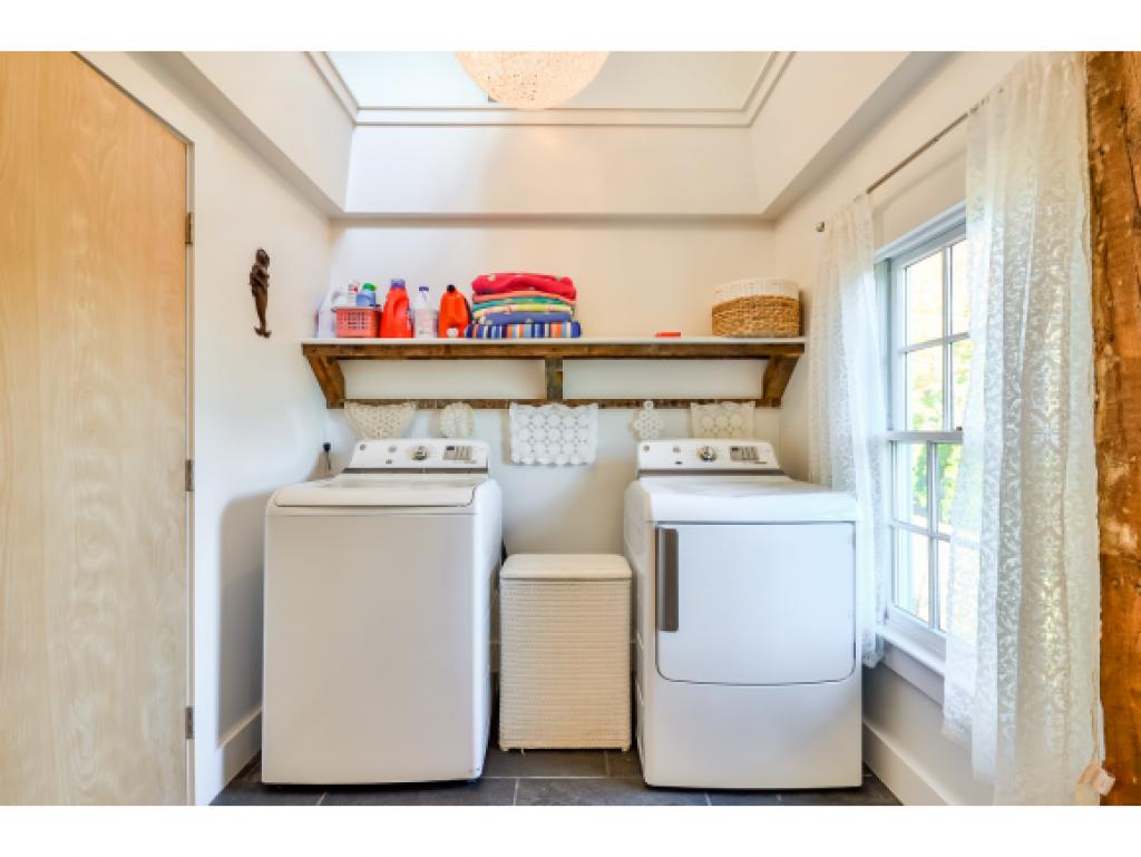 1060 State Road Eliot, ME 03903 - Photo 18 of 36 Gallery Image 18