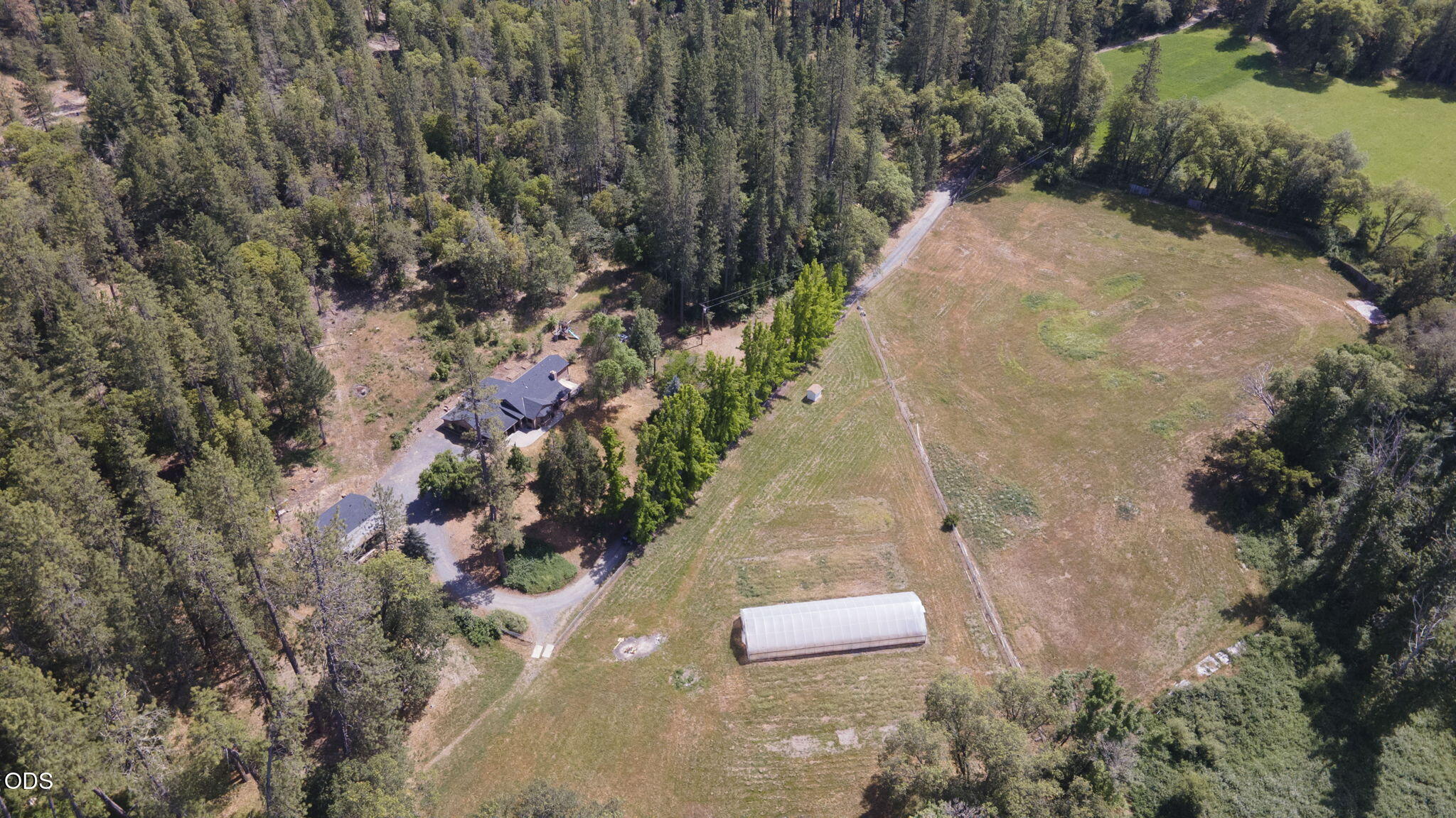 782 Covered Bridge Road Rogue River, OR 97537 - Photo 3 of 44