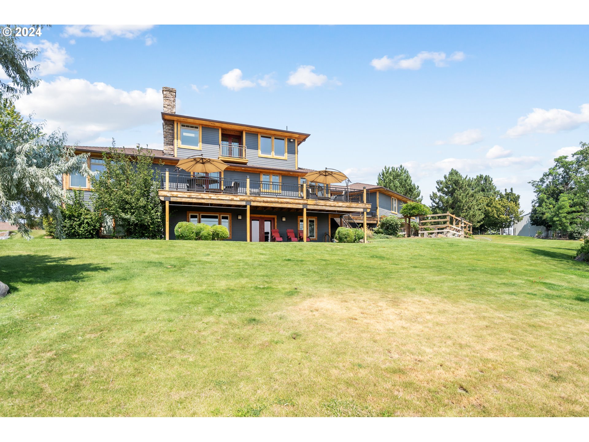 72217 Quill Point Pendleton, OR 97801 - Photo 43 of 48 a view of a house with a big yard
