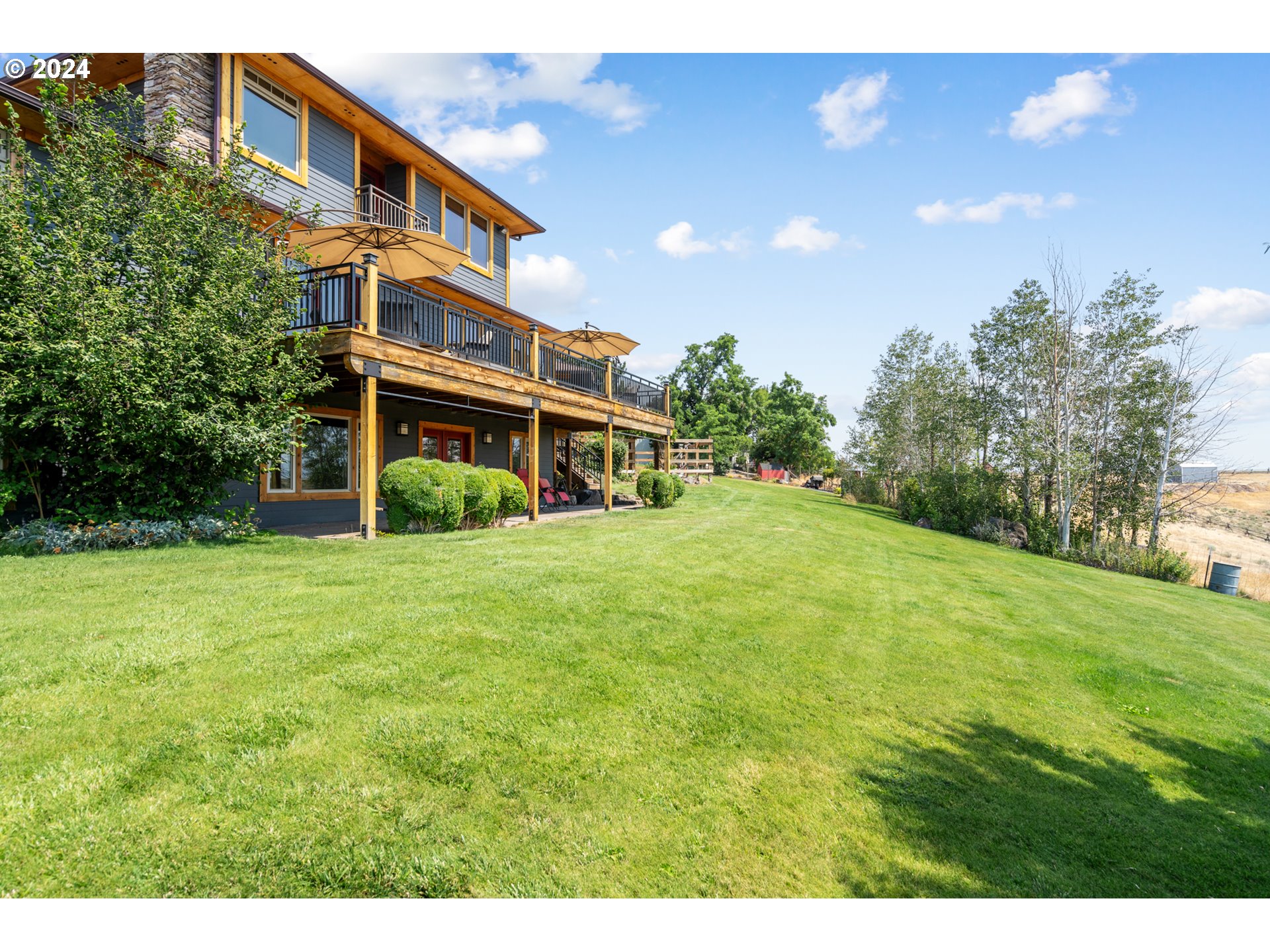 72217 Quill Point Pendleton, OR 97801 - Photo 44 of 48 a front view of house with yard