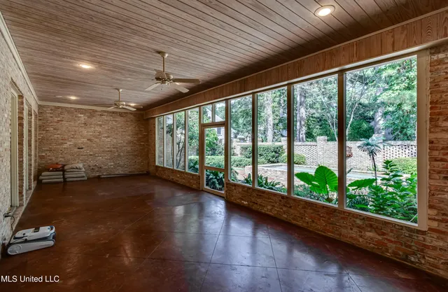 $650,000 | 550 Heatherstone Court, Ridgeland, MS 39157