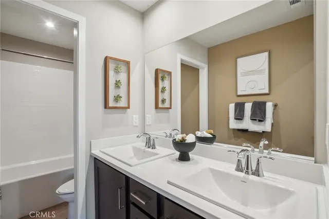 $770,083 | 6341 Sierra Vista Lane, Fontana, CA 92336