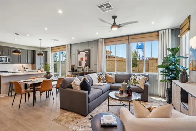 $770,083 | 6341 Sierra Vista Lane, Fontana, CA 92336