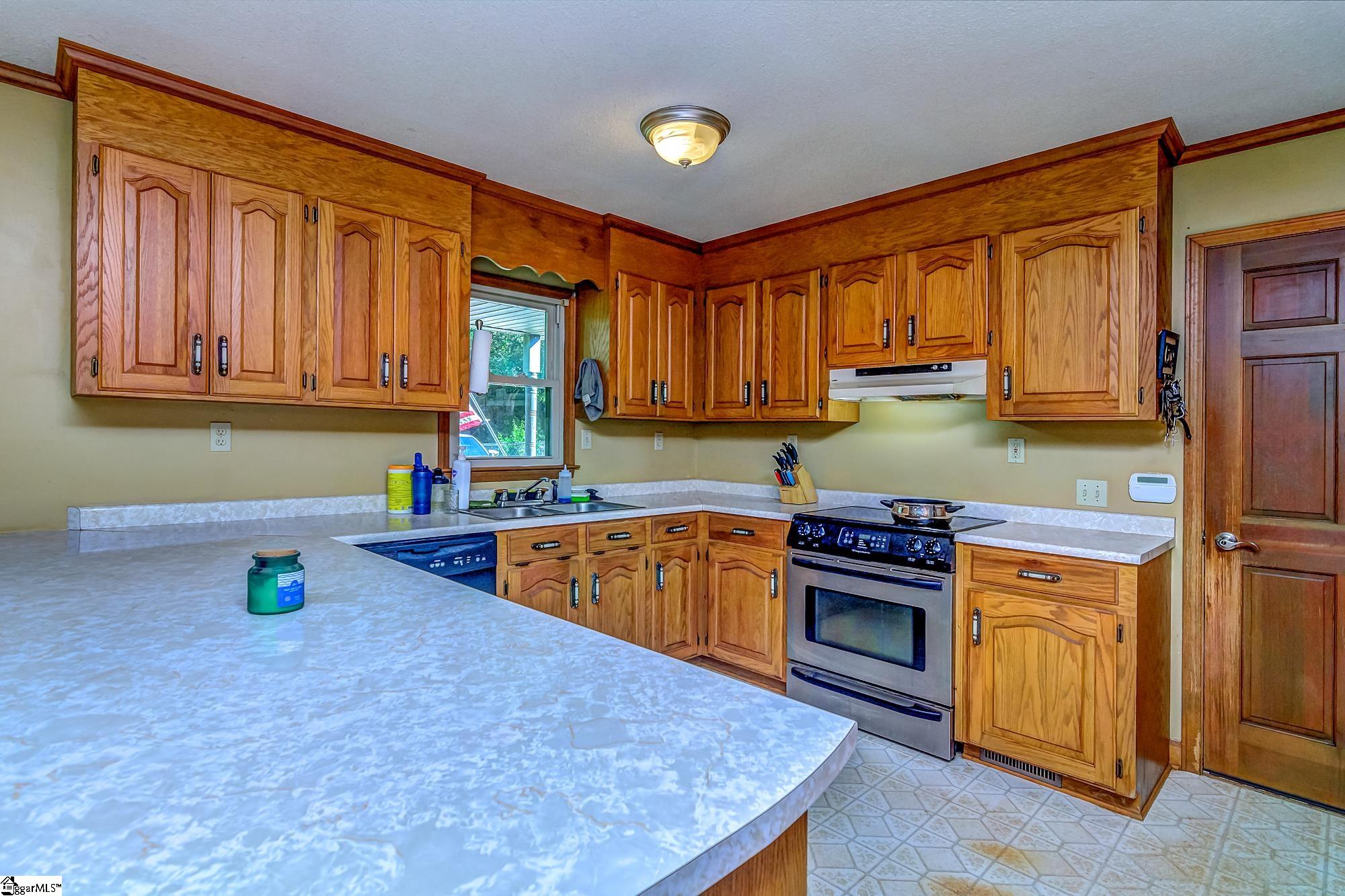 201 Fort Shoals Road Woodruff, SC 29388 - Photo 13 of 34 Gallery Image 13