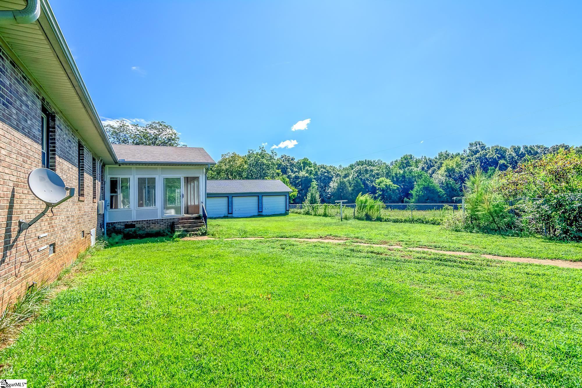 201 Fort Shoals Road Woodruff, SC 29388 - Photo 29 of 34 Gallery Image 29