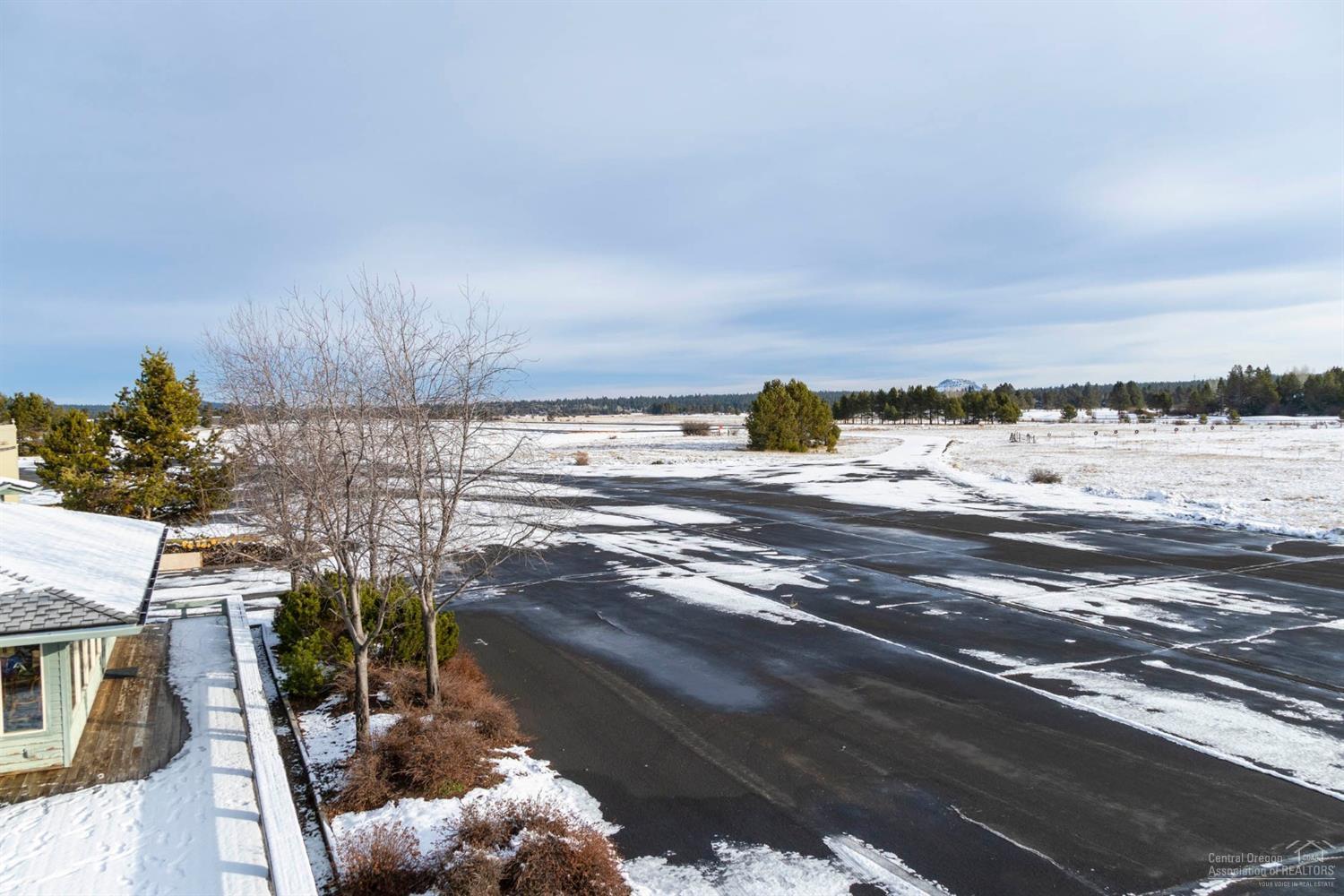 56910 River Road Sunriver, OR 97707 - Photo 7 of 16 Gallery Image 7