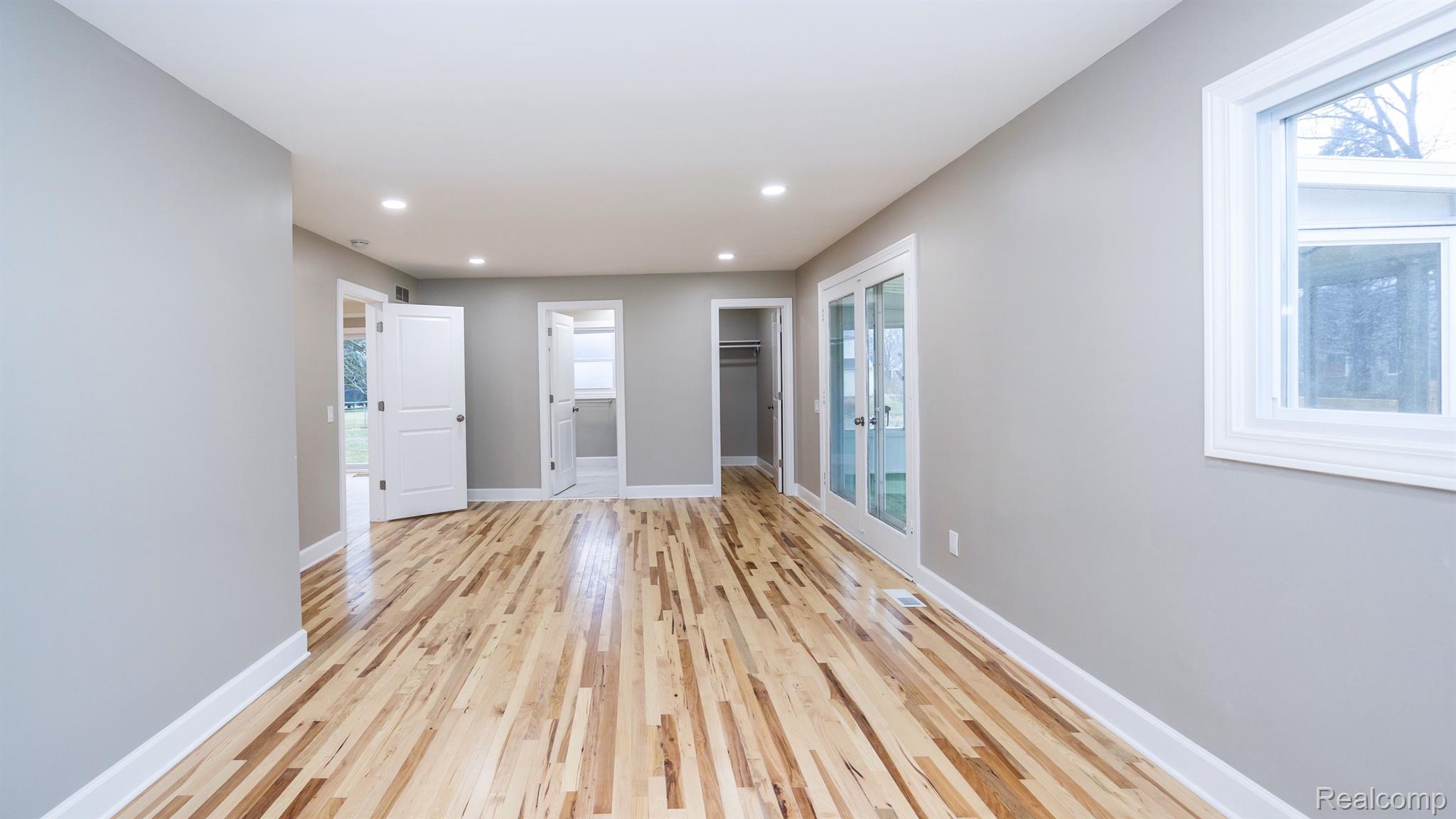 28653 Drake Road Farmington, MI 48331 - Photo 33 of 59 Gallery Image 33