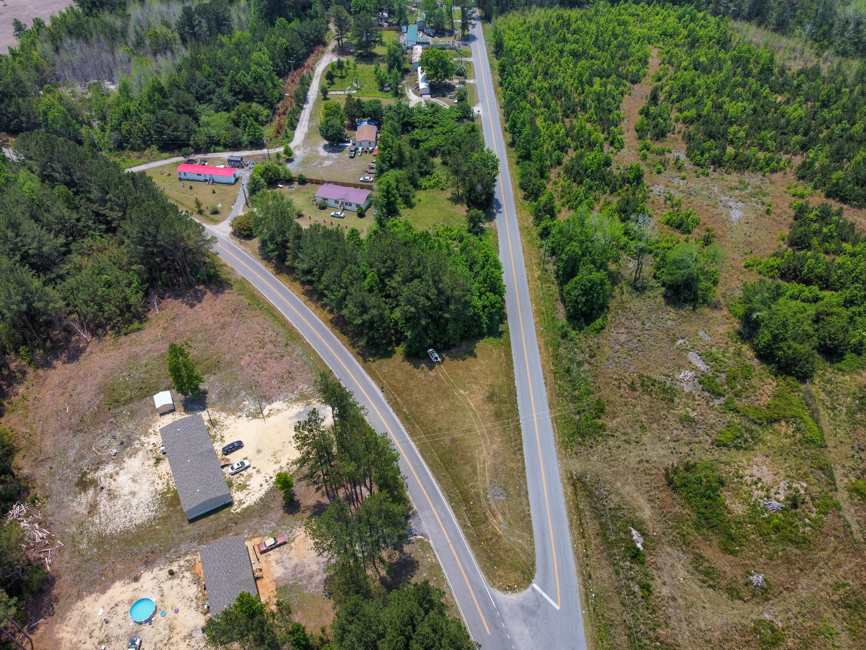 502 Peurifoy Road Walterboro, SC 29488 - Photo 7 of 7 5