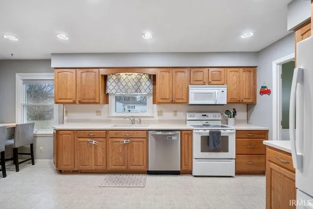 $294,900 | 1210 Devon Court, Kokomo, IN 46901