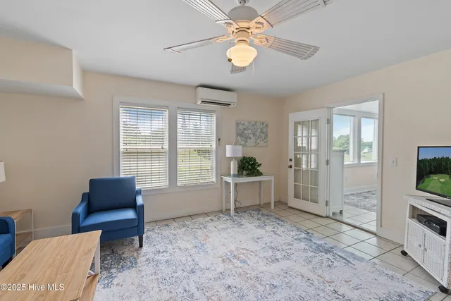 $1,400 | 3159 Lakeside Commons Drive Southeast, Unit 1, Southport, NC 28461