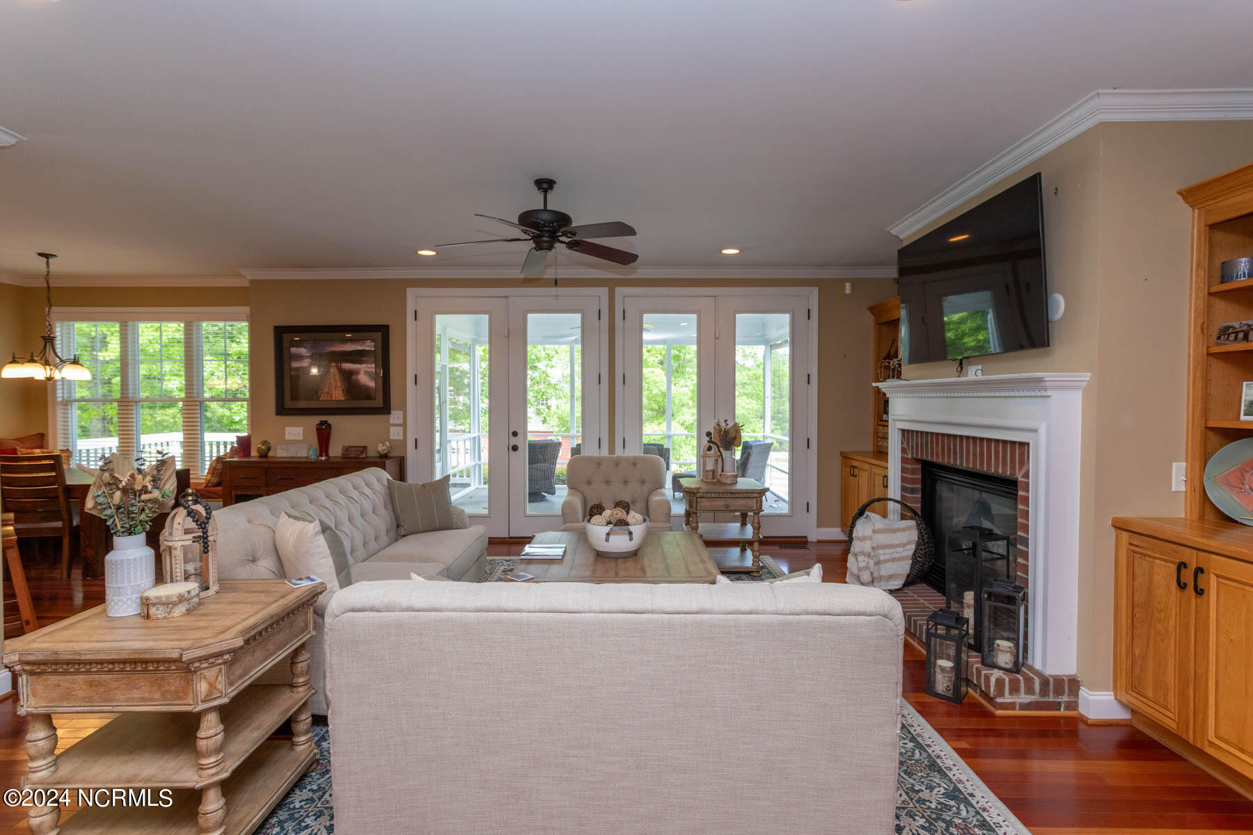 195 Shagbark Road West End, NC 27376 - Photo 7 of 60 living room1