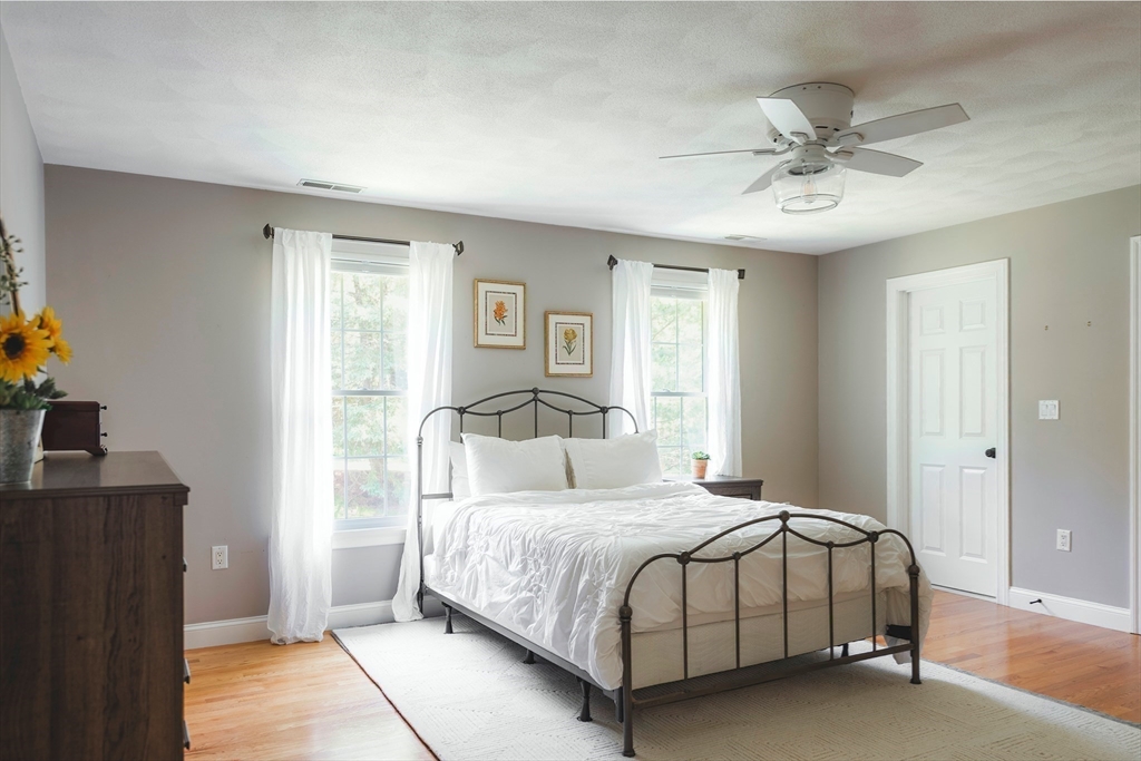 10 Bayns Hill Road Boxford, MA 01921 - Photo 13 of 32