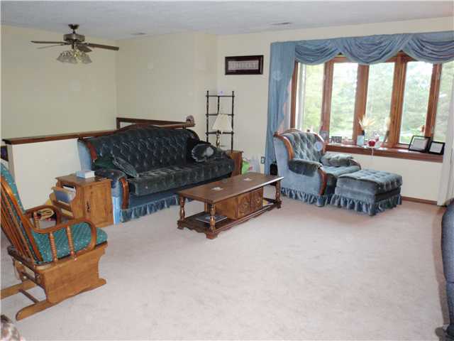140 Ginder Road Northwest Lancaster, OH 43130 - Photo 4 of 9