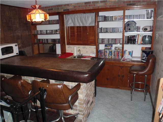 140 Ginder Road Northwest Lancaster, OH 43130 - Photo 6 of 9