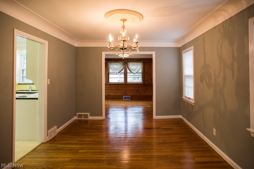 4029 Silsby Road University Heights, OH 44118 - Photo 3 of 14 Dining Room