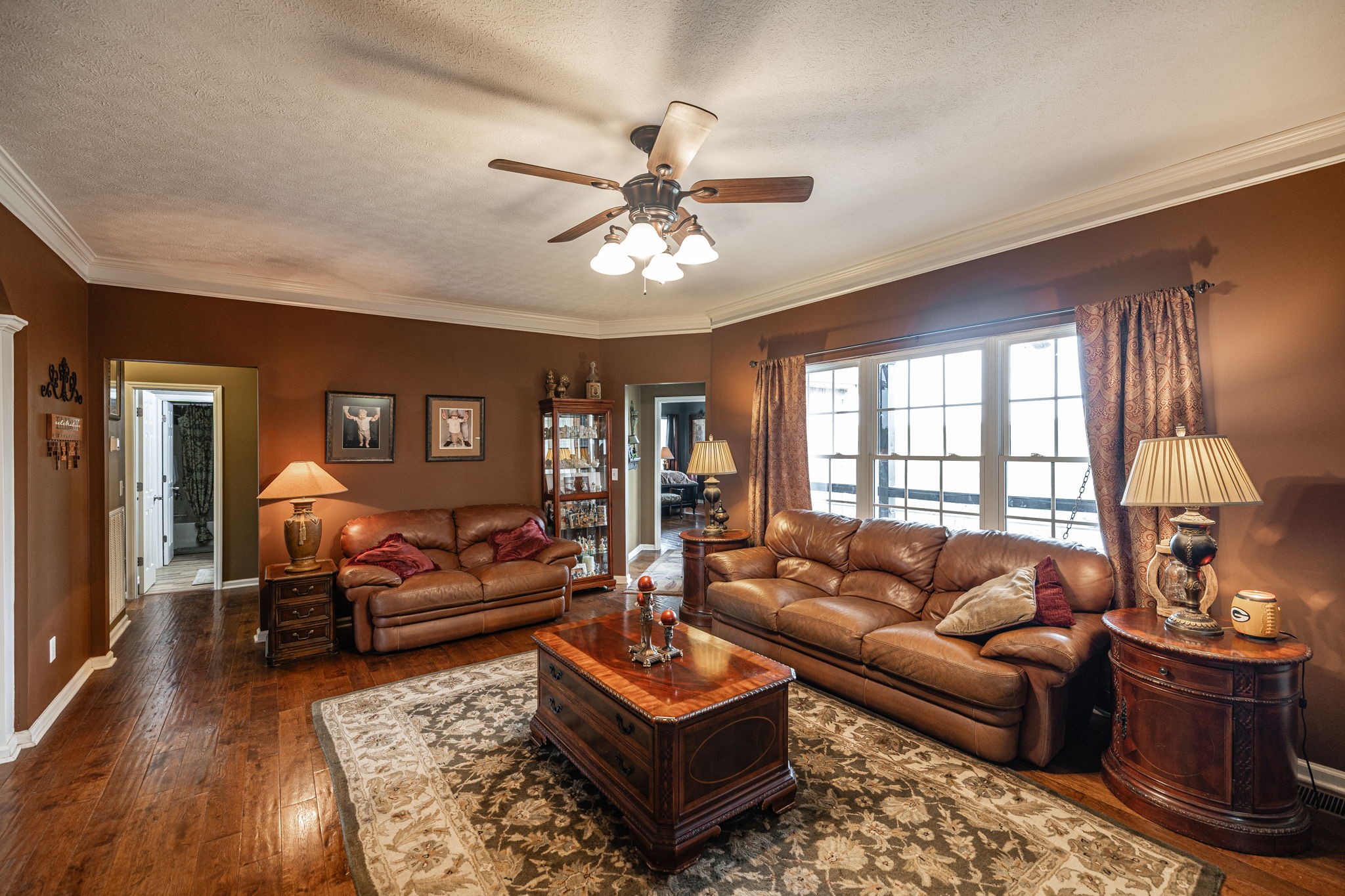 1103 Johnny Spears Road Westmoreland, TN 37186 - Photo 40 of 100 a living room with furniture and a window