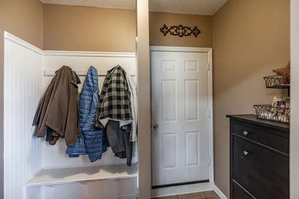 $899,900 | 1103 Johnny Spears Road, Westmoreland, TN 37186