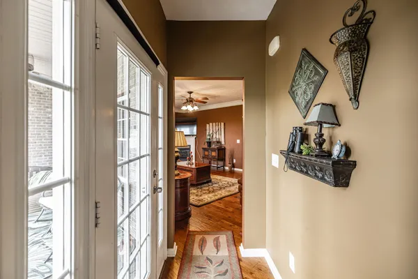 $899,900 | 1103 Johnny Spears Road, Westmoreland, TN 37186