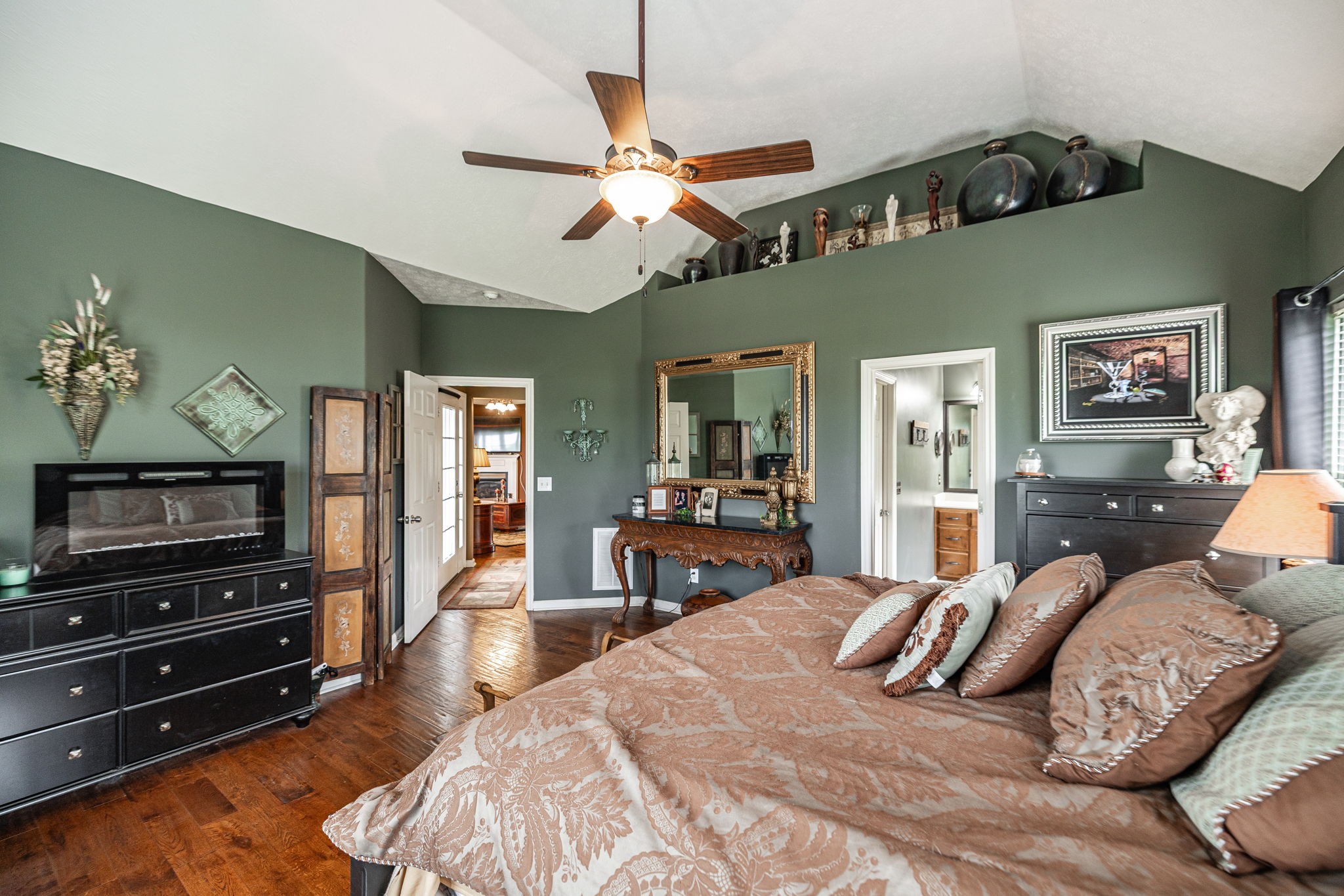 1103 Johnny Spears Road Westmoreland, TN 37186 - Photo 63 of 100 a bedroom with a bed and wooden floor