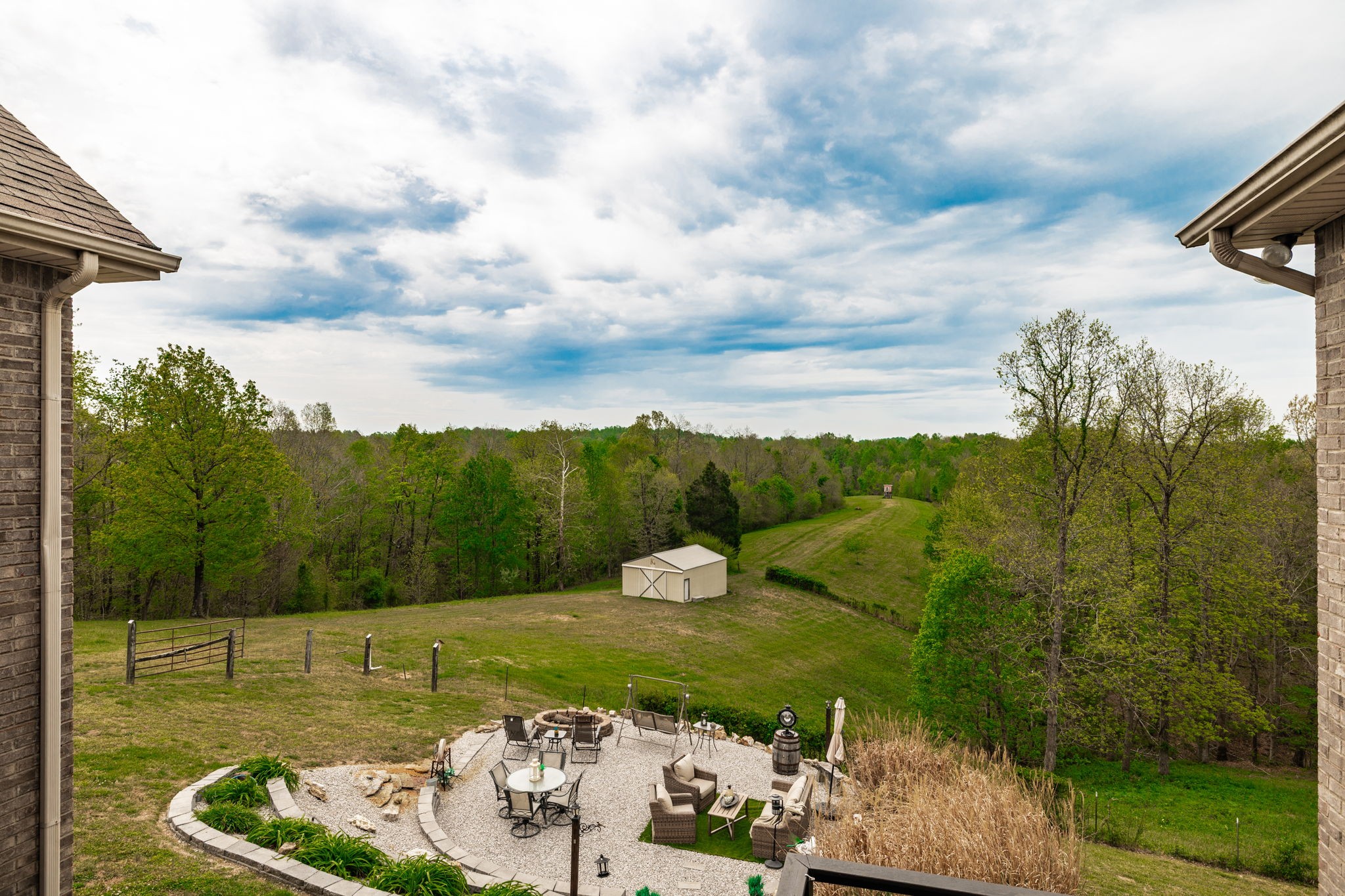 1103 Johnny Spears Road Westmoreland, TN 37186 - Photo 72 of 100 a view of a table and chairs in the terrace