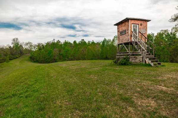 $899,900 | 1103 Johnny Spears Road, Westmoreland, TN 37186