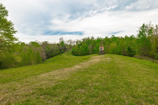 $899,900 | 1103 Johnny Spears Road, Westmoreland, TN 37186