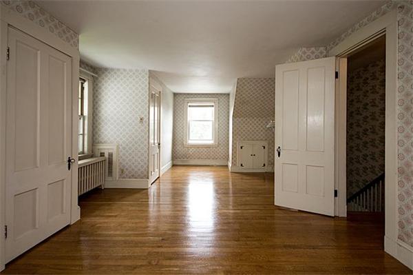 91 Harland Road Waltham, MA 02453 - Photo 11 of 17 Gallery Image 11
