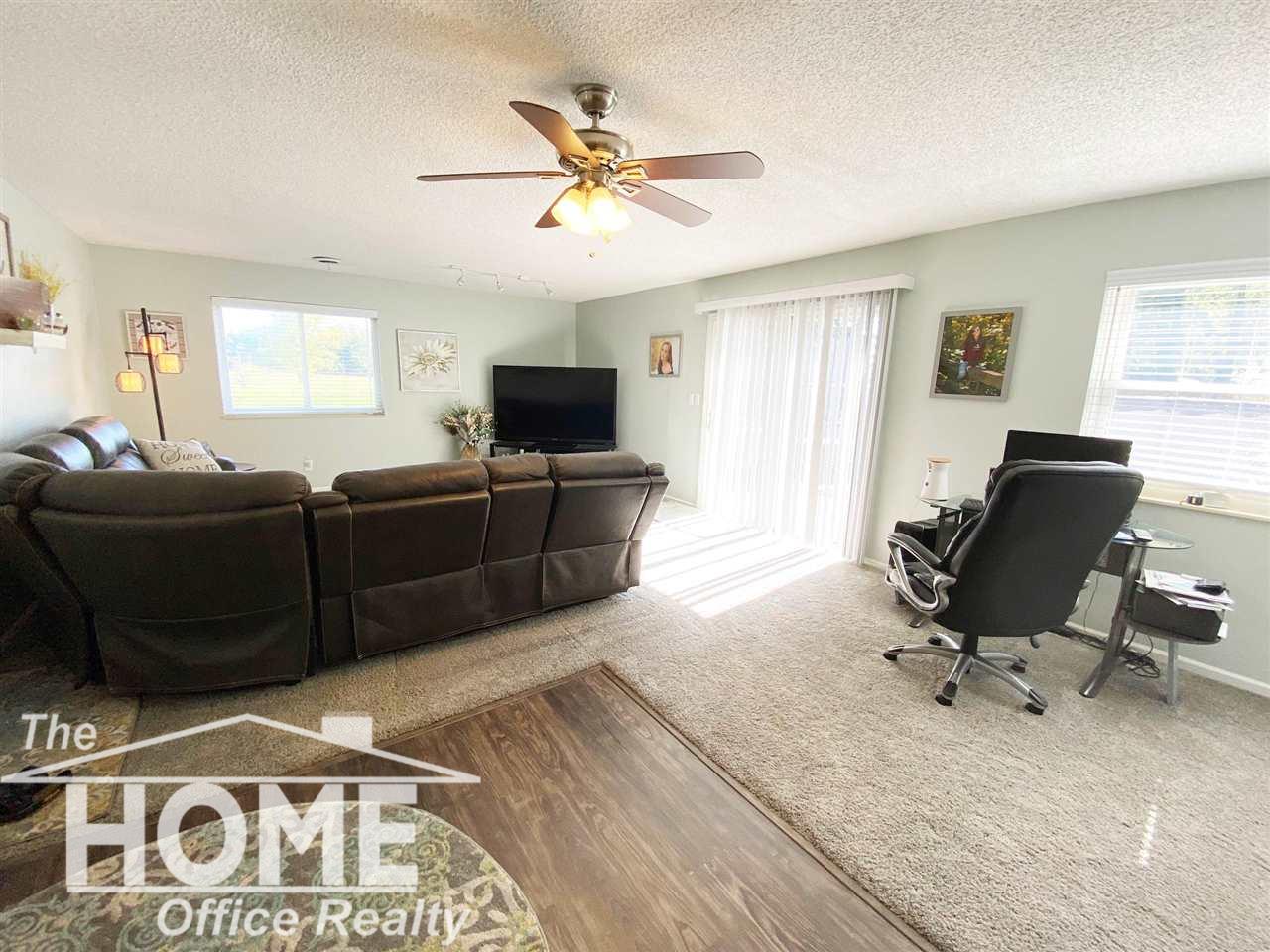 10472 Lansing Road Durand, MI 48429 - Photo 2 of 32