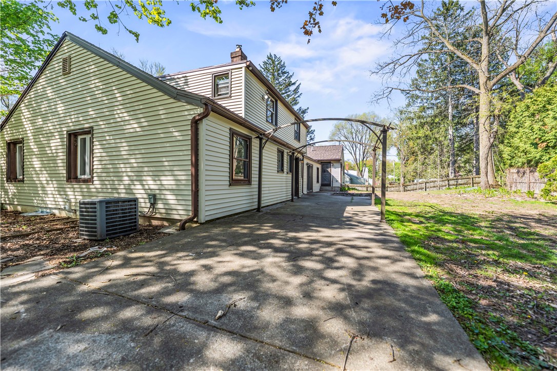 321 Eaglehead Road Perinton, NY 14445 - Photo 42 of 48 Large back patio
