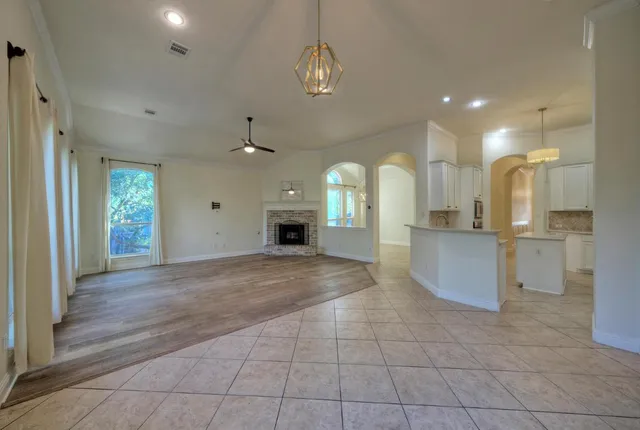 $3,500 | 7216 Via Correto Drive, Austin, TX 78749