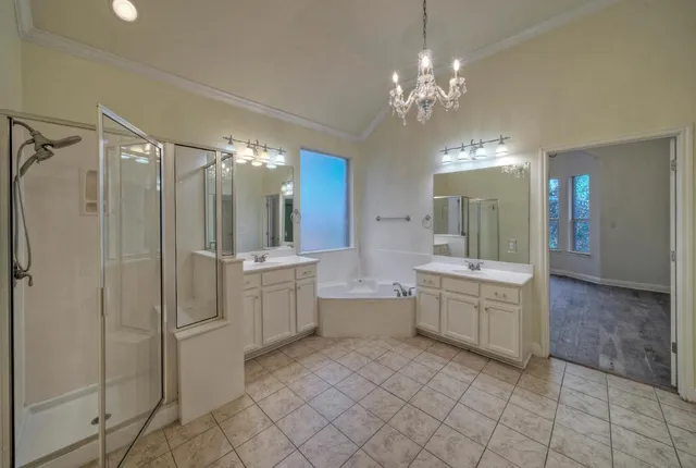 $3,500 | 7216 Via Correto Drive, Austin, TX 78749