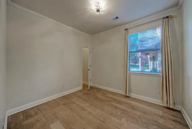 $3,500 | 7216 Via Correto Drive, Austin, TX 78749