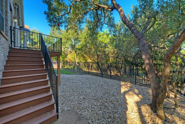 $3,500 | 7216 Via Correto Drive, Austin, TX 78749