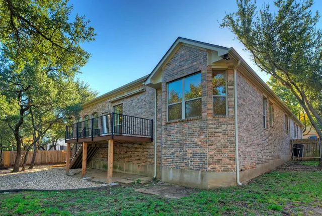 $3,500 | 7216 Via Correto Drive, Austin, TX 78749
