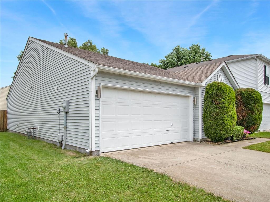 10930 Sweetsen Road Camby, IN 46113 - Photo 3 of 22